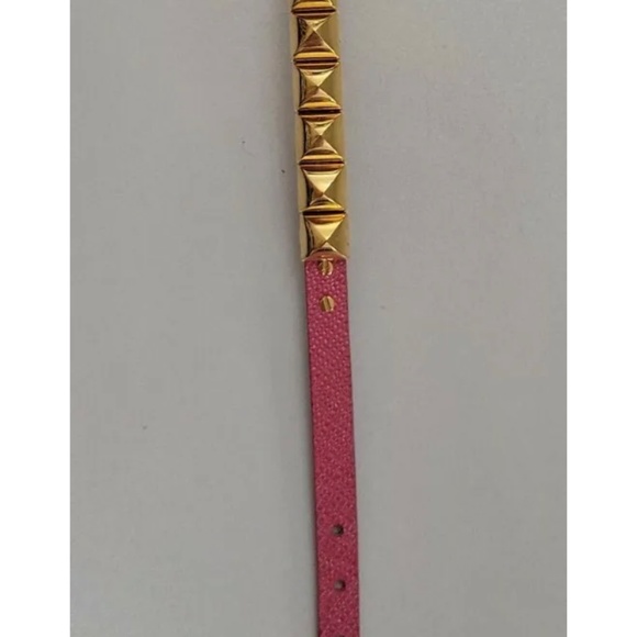 MICHAEL KORS BRACELET! Saffiano Leather Pyramid Stud Buckle Bracelet PINK! NWOT - Picture 2 of 5